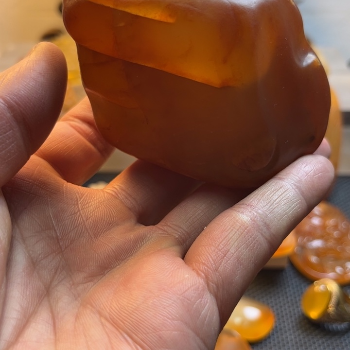 石英质玉颈饰未镶嵌渔***渔