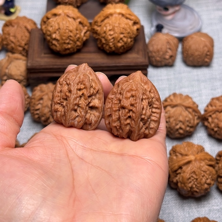 ****吊坠文玩核桃赤龙鸡心