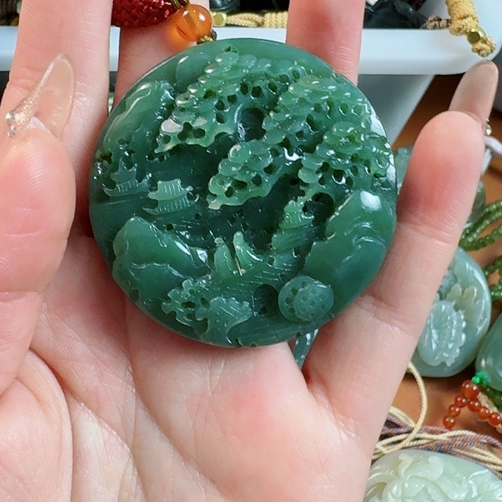 和田玉挂件未镶嵌