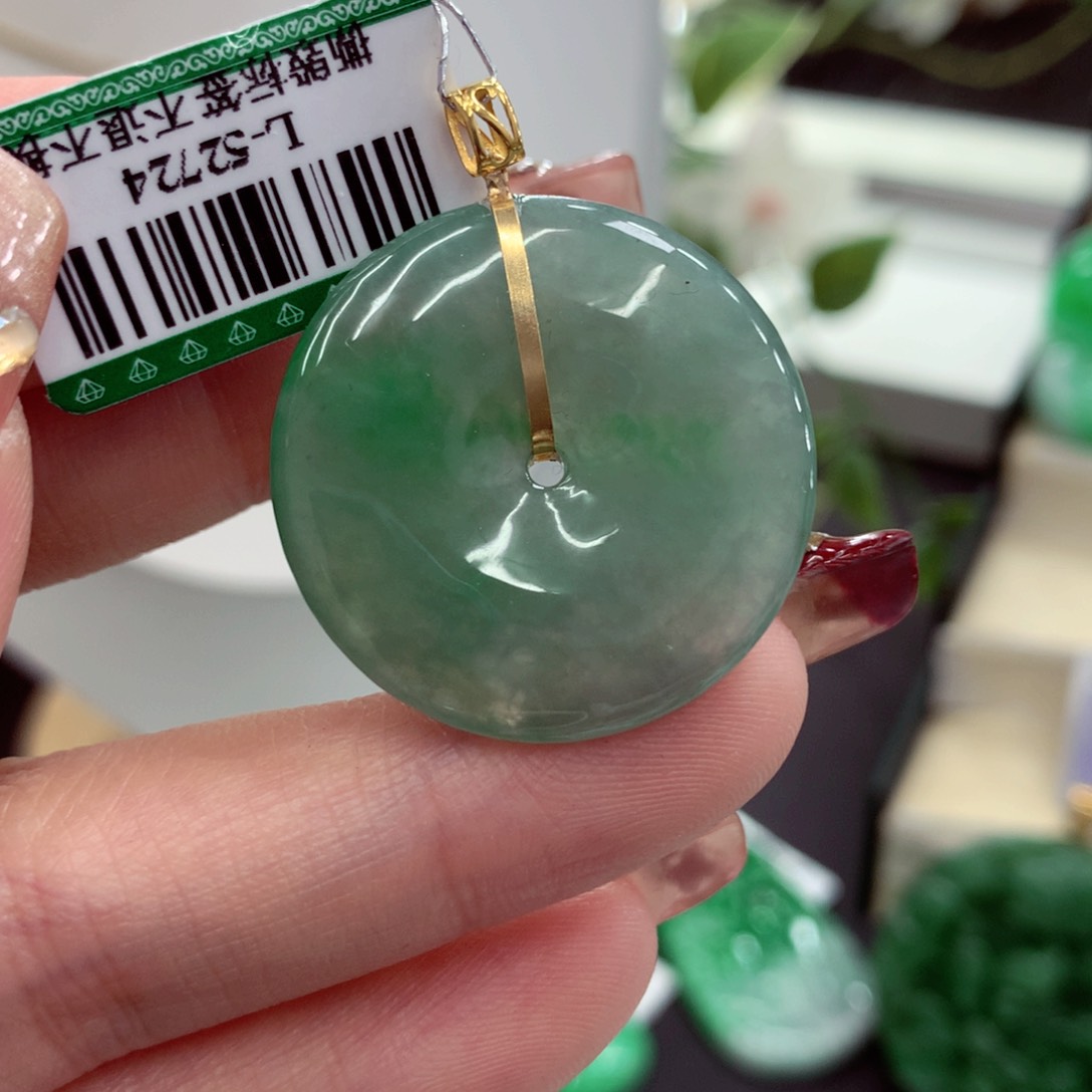 翡翠吊坠(不含链)18K金镶嵌