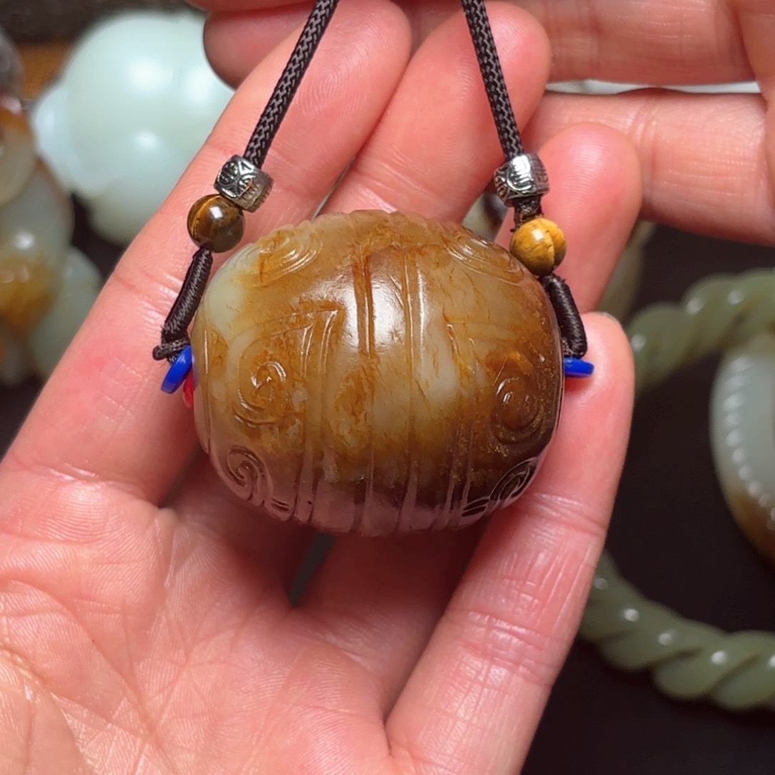 和田玉挂件未镶嵌