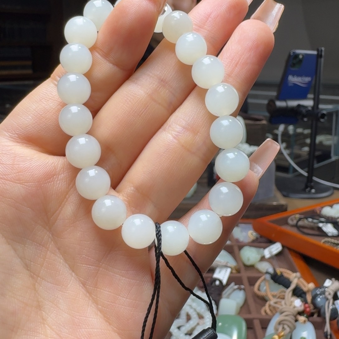 和田玉手链未镶嵌