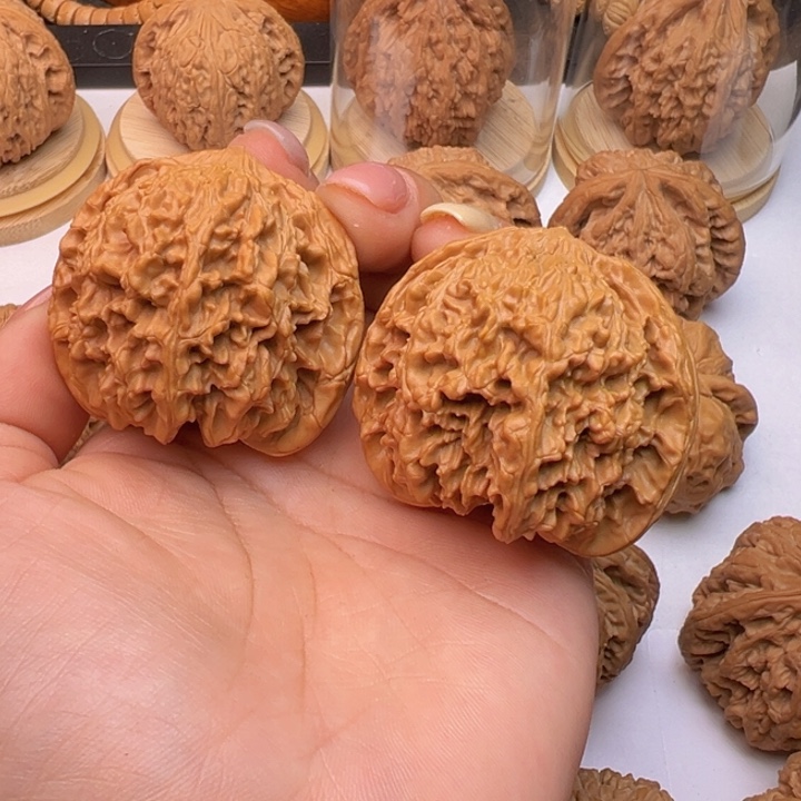 文玩核桃把件满天星44全品