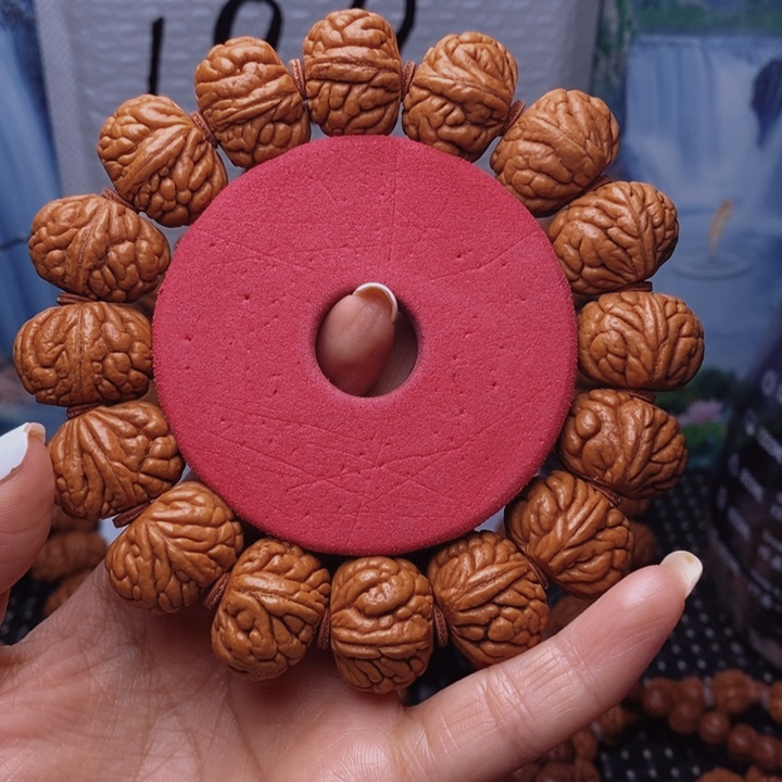 文玩核桃手串龙纹桃核