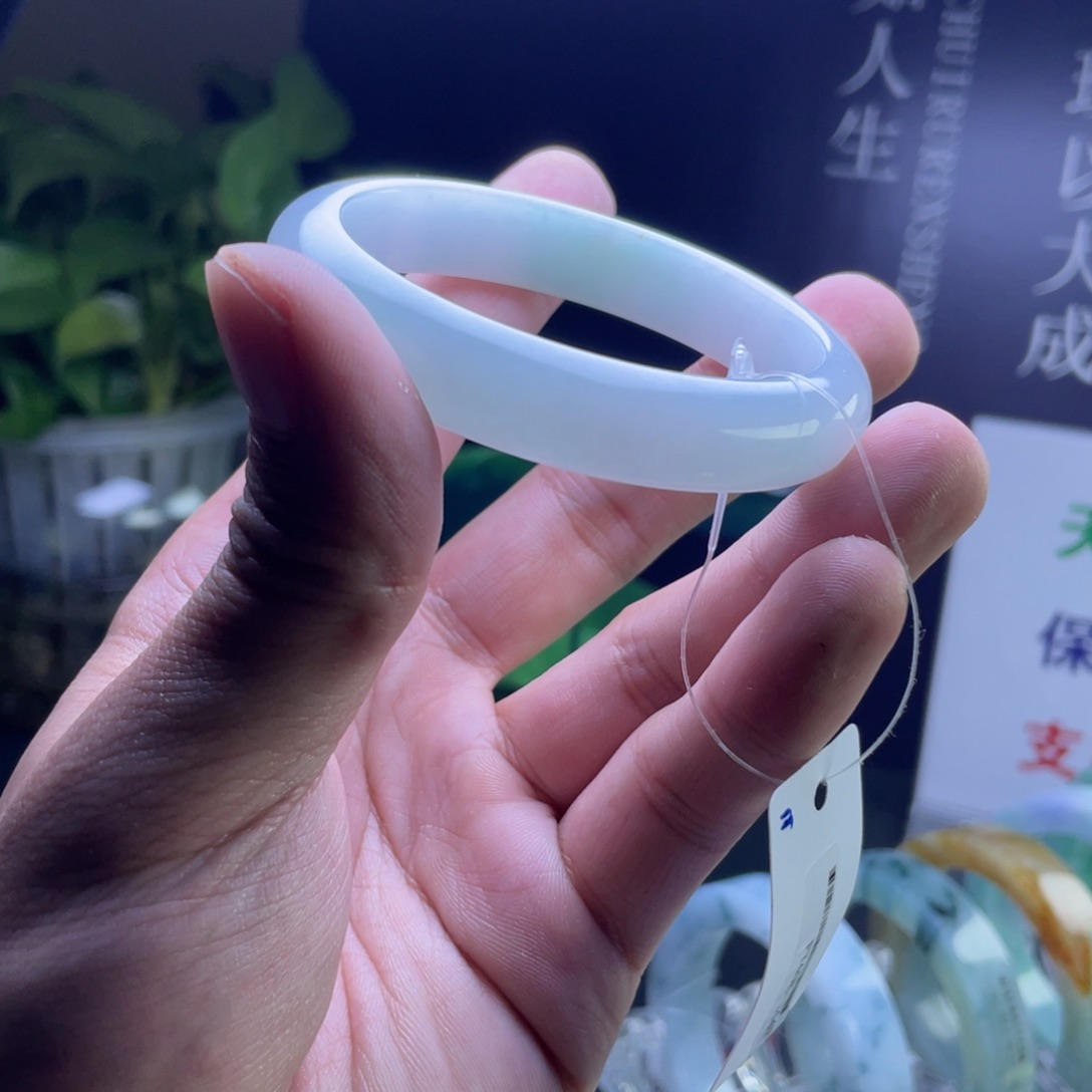 翡翠未镶嵌挂件翡翠手镯56-57