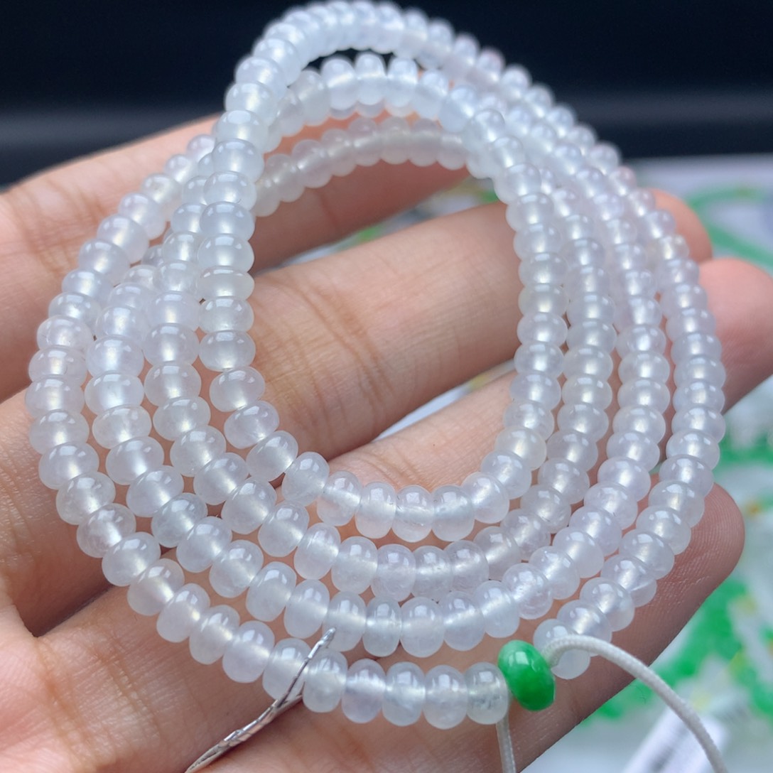 翡翠手链未镶嵌卡