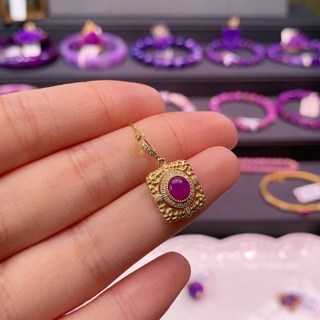 苏纪石（舒俱来）18K金镶嵌吊坠(不含链)