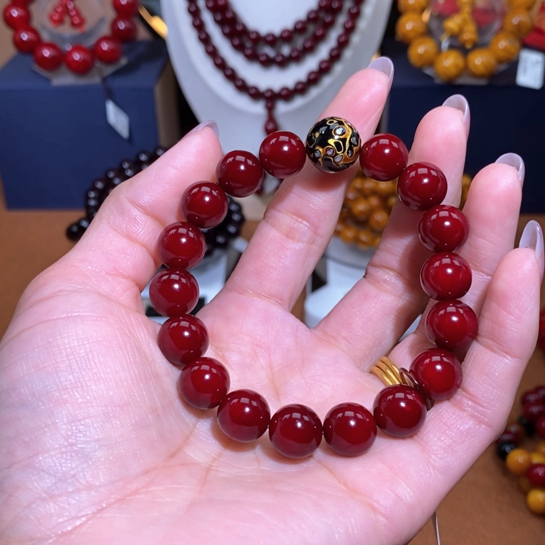 贝壳杉血龙木1.0天花板