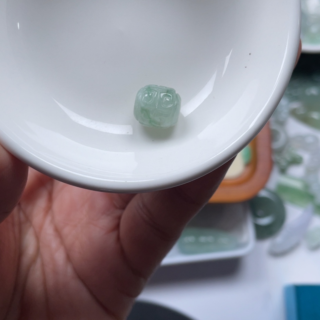 翡翠颈饰未镶嵌67967888