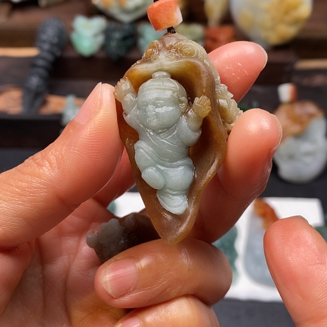 吉***福定制翡翠未镶嵌毛货抛光