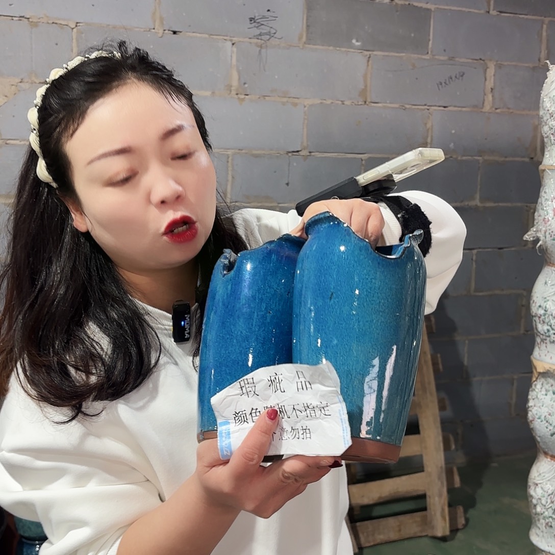 瑕疵两个高19/11紫砂