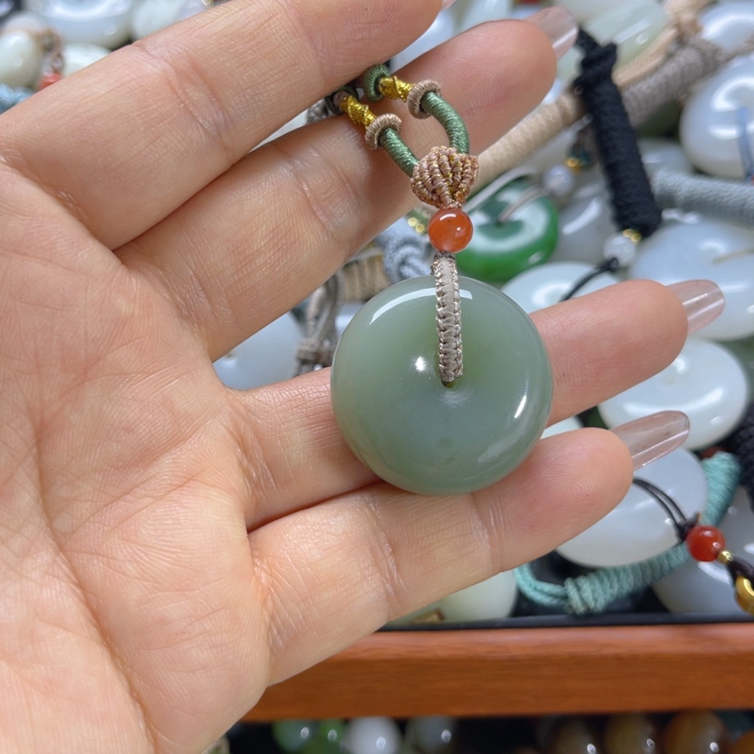 未镶嵌手链和田玉