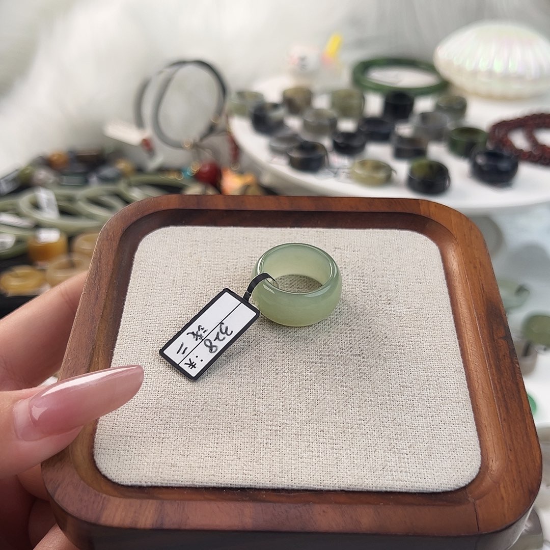 和田玉未镶嵌戒指N114翠青轮胎直径17.2不退换