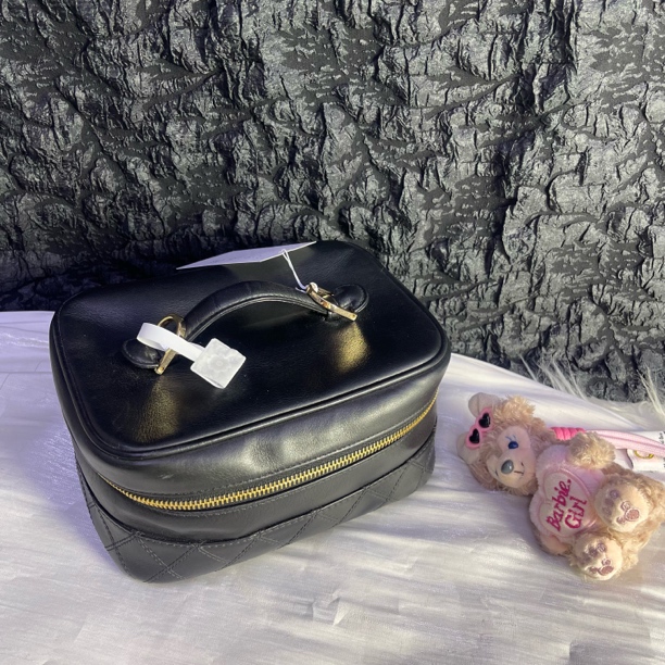 95新 Chanel/香奈儿 香奈儿黑金化妆包手提包