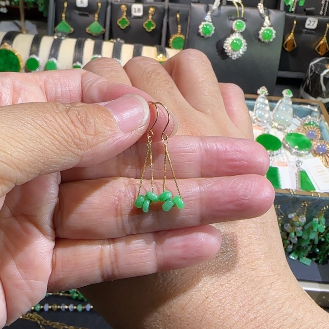 翡翠18K金镶嵌颈饰耳钩