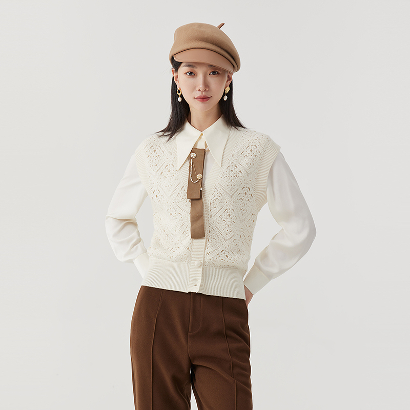 【小余专属】BADINA23冬新品衬衫134N076