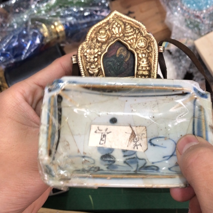 陶瓷孤品单件车里拍