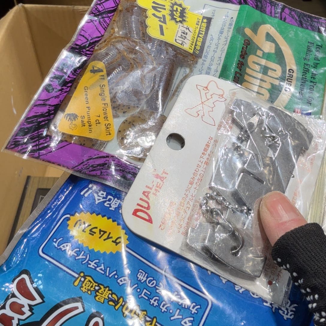 专**装8新中古物品，谨慎下单，不保好坏653