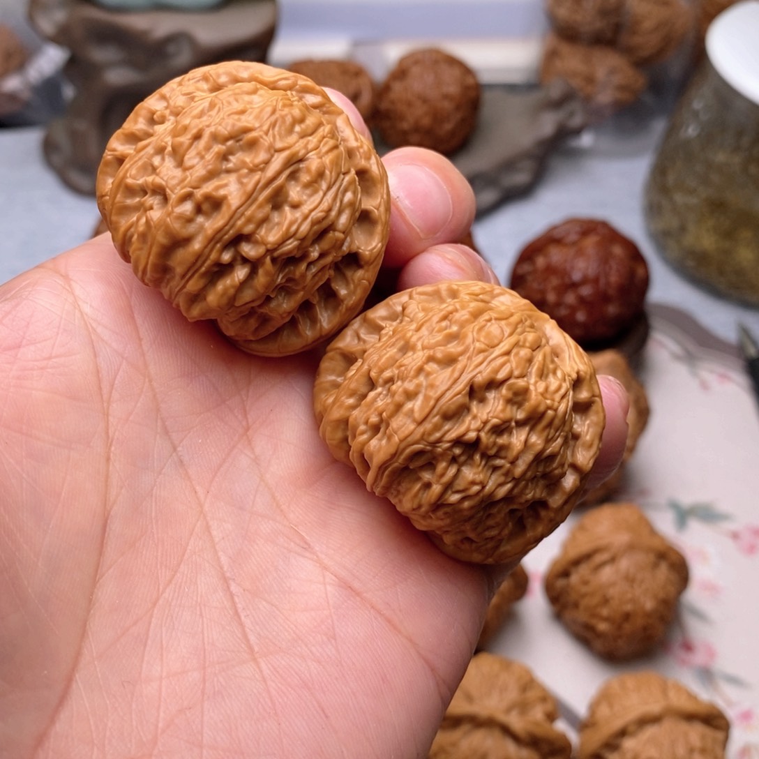 【闪购商品】文玩核桃把件白狮子39+