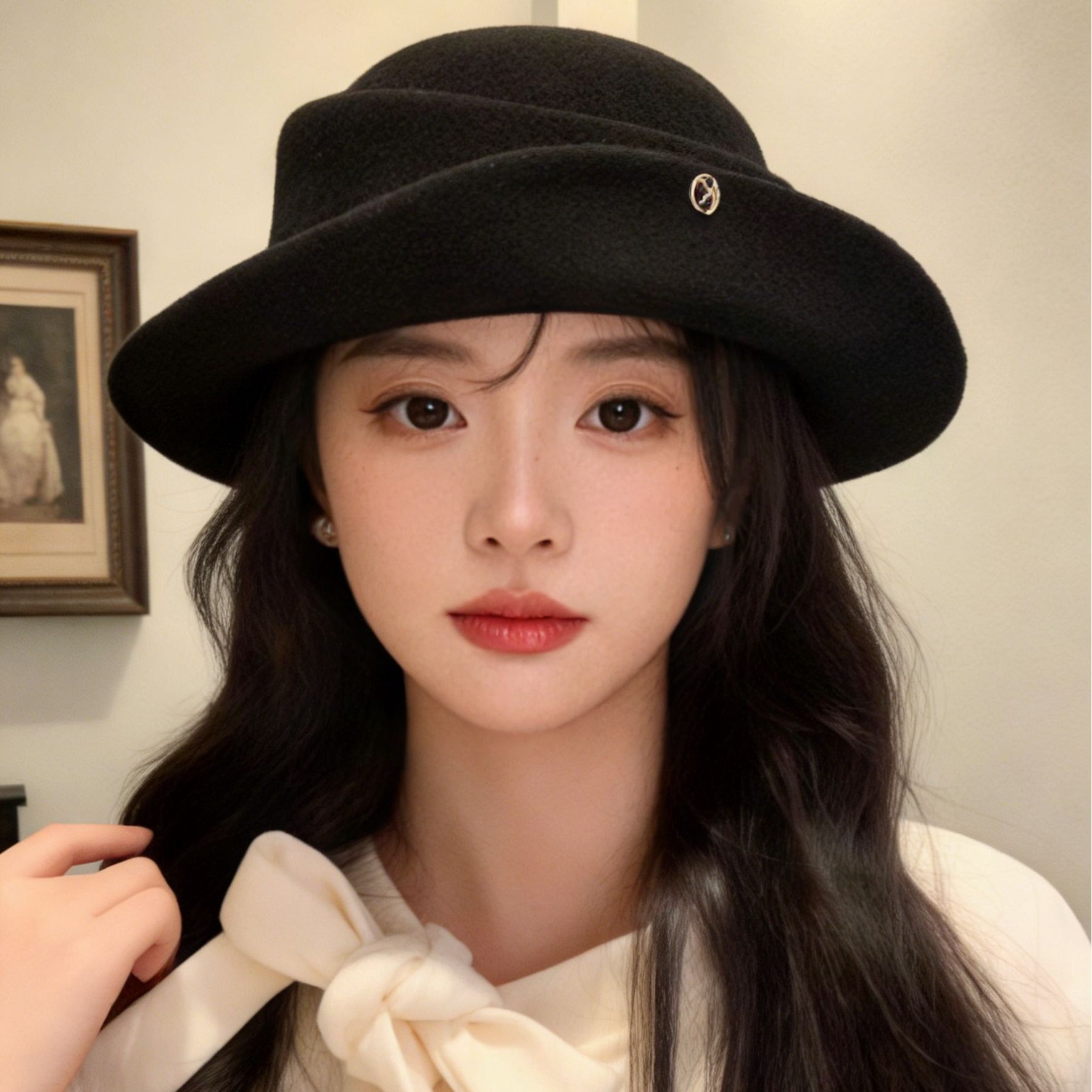 法式赫本风优雅黑色礼帽女秋冬复古显脸小卷边千金毛呢帽子渔夫帽