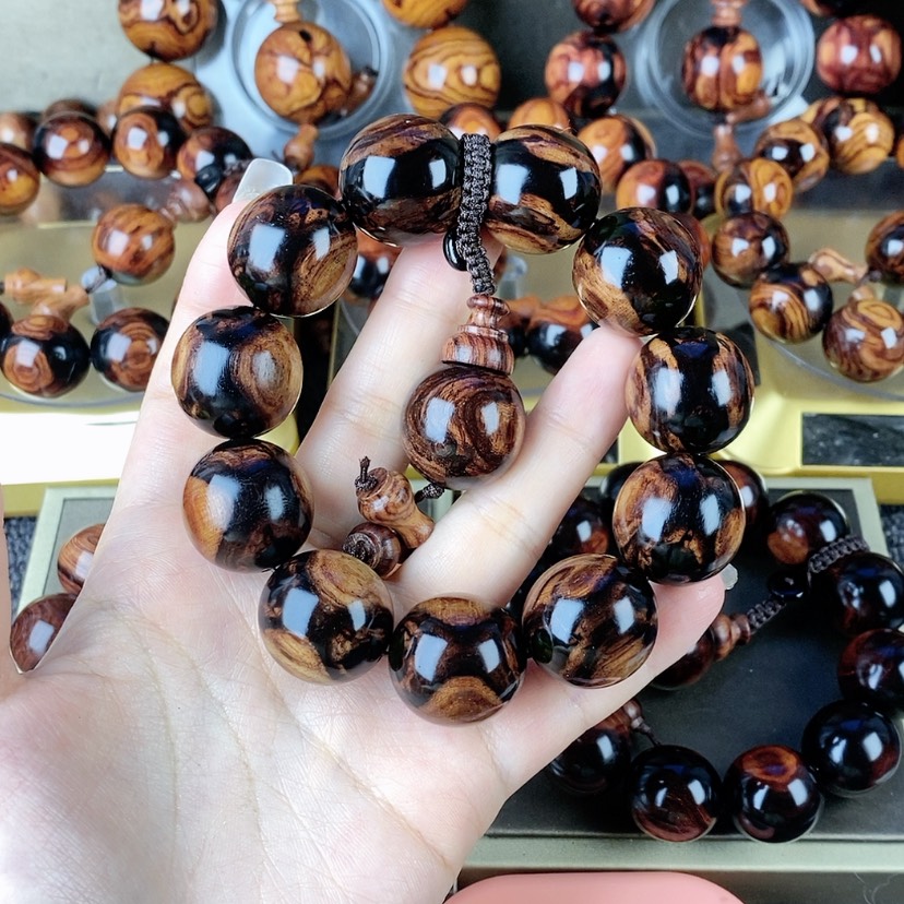 【闪购商品】黄花梨/降香黄檀三*