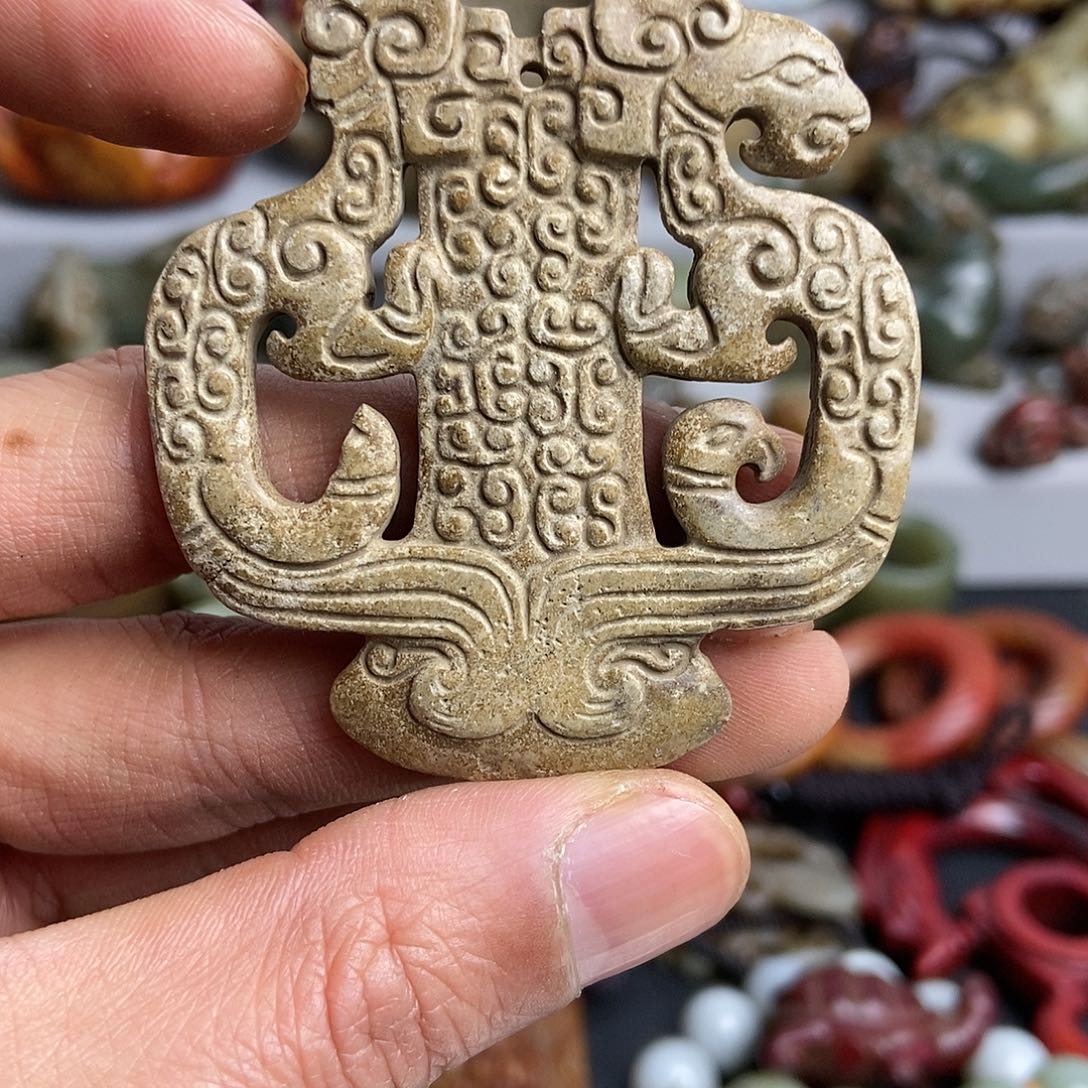 和田玉（糖玉）配饰未镶嵌