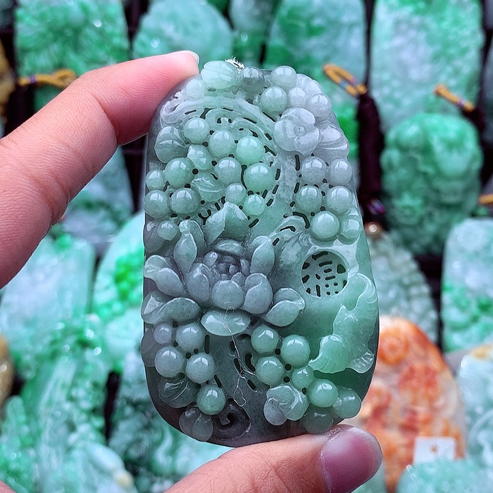 翡翠吊坠(不含链)未镶嵌