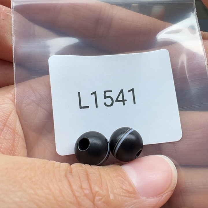 j***)玛瑙/玉髓未镶嵌珠宝半成品