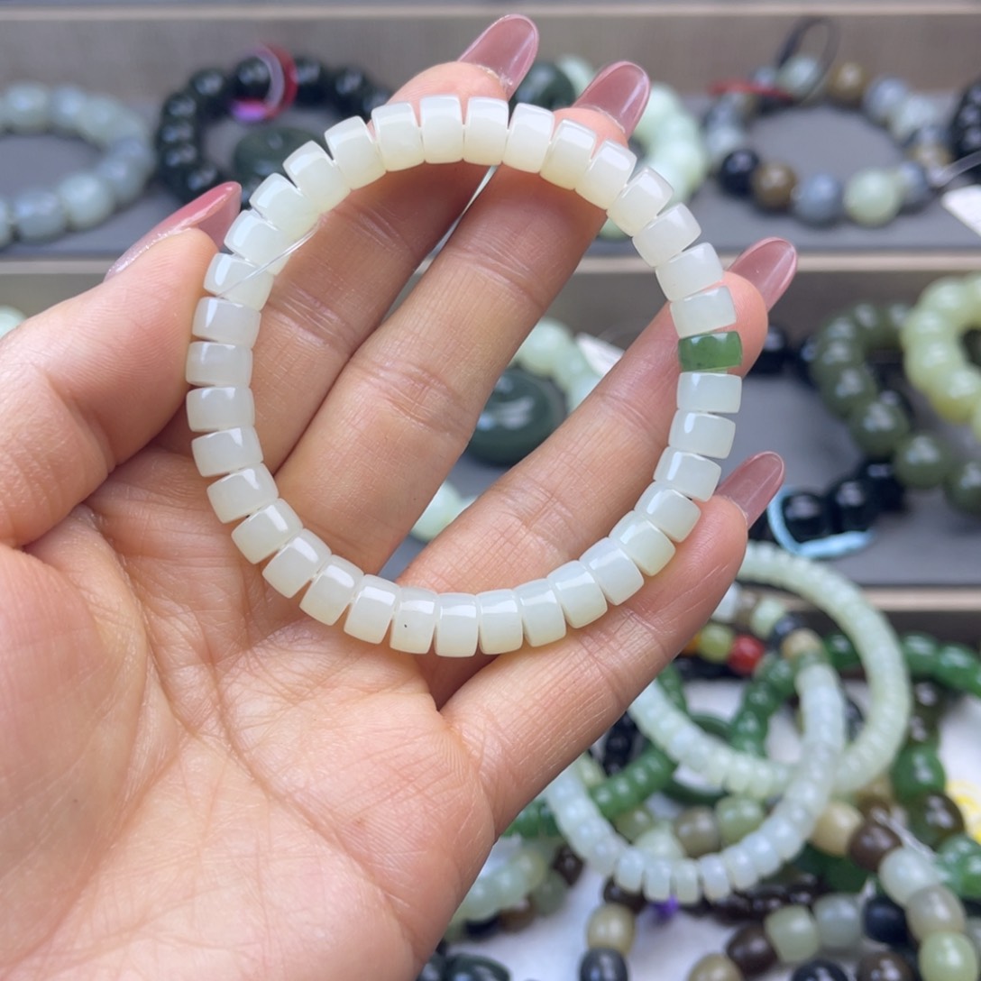 和田玉手链未镶嵌