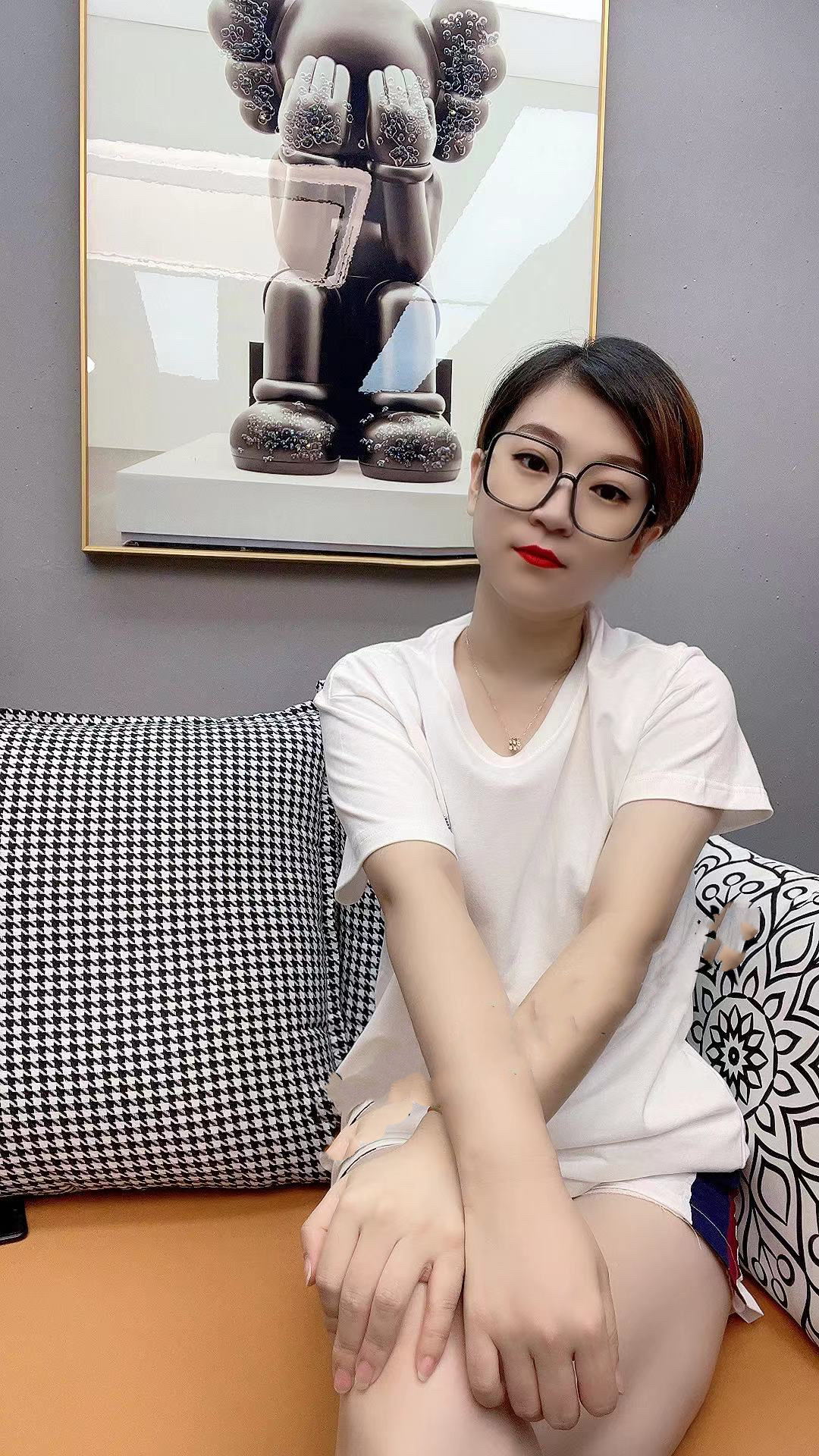 F【101-199】2025新款时尚潮牌烫钻T恤