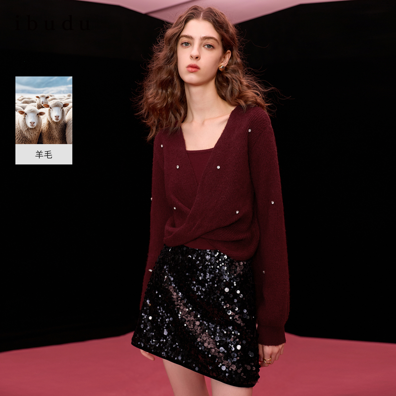 三彩ibudu2026春季新款假两件针织衫V领毛衫短款设计感女