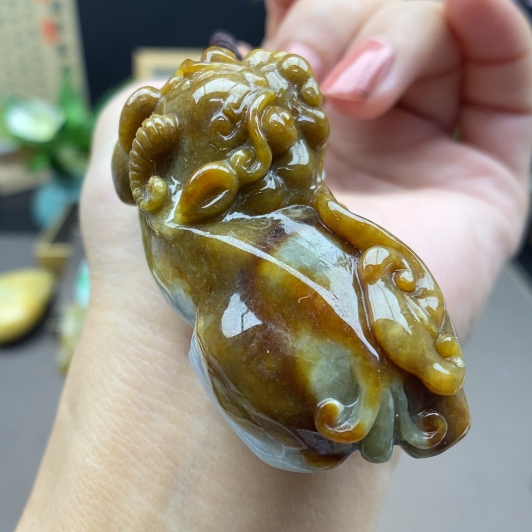 翡翠未镶嵌颈饰吊坠16