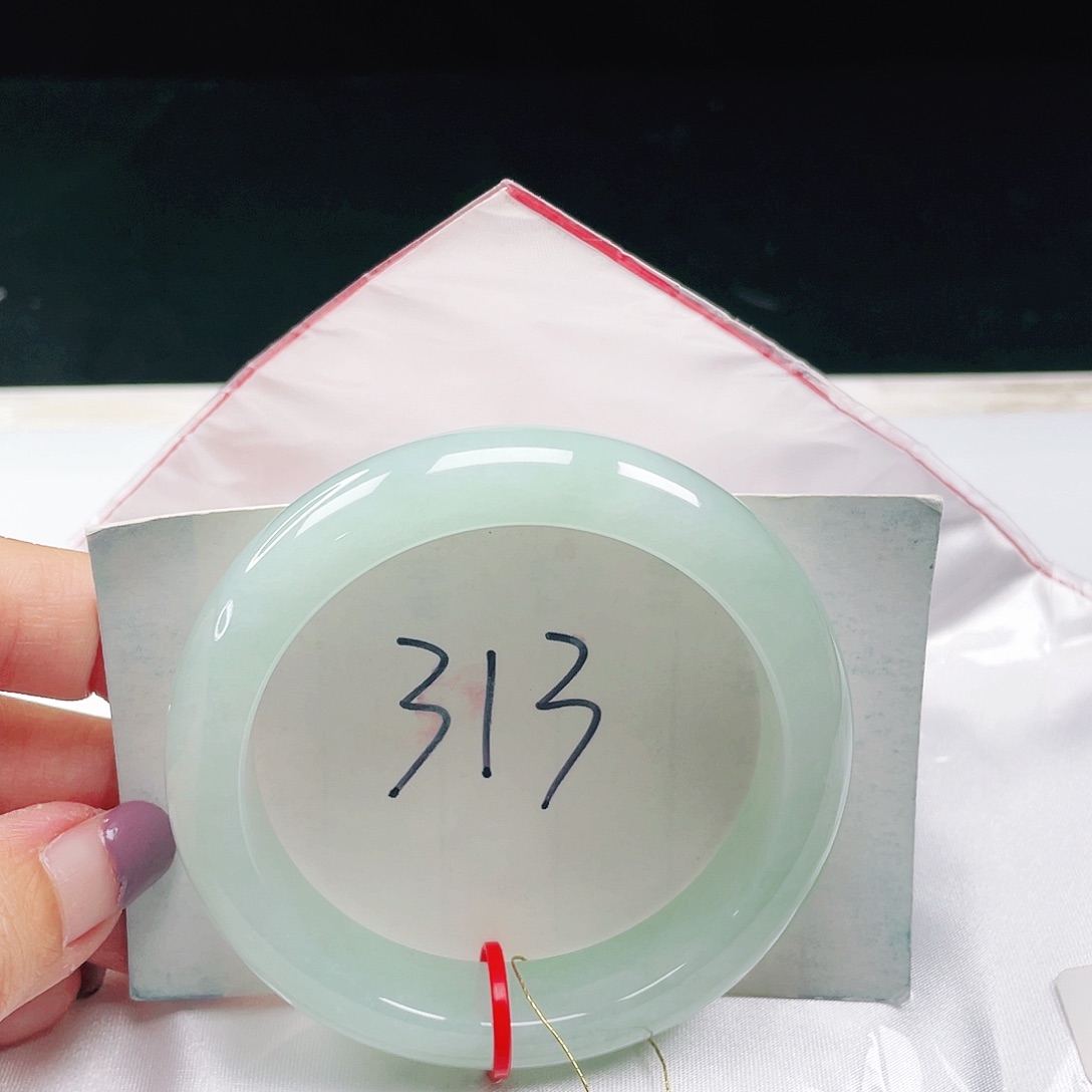 翡翠未镶嵌手镯缅甸翡翠55+