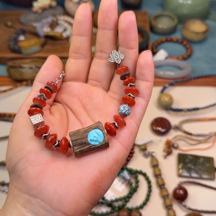 说***呢南红玛瑙未镶嵌手链