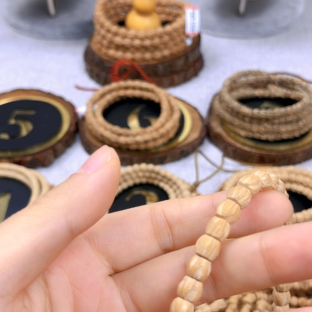 柏香籽/百香籽吊坠山**绣