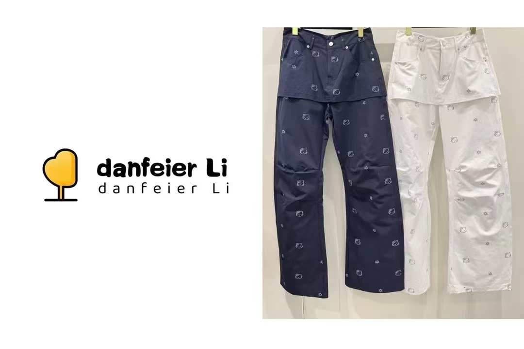 《丫丫推荐款》6200-1 冬季新款卡通KT猫咪牛仔料裙裤