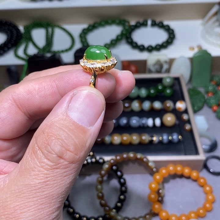 和田玉未镶嵌手链