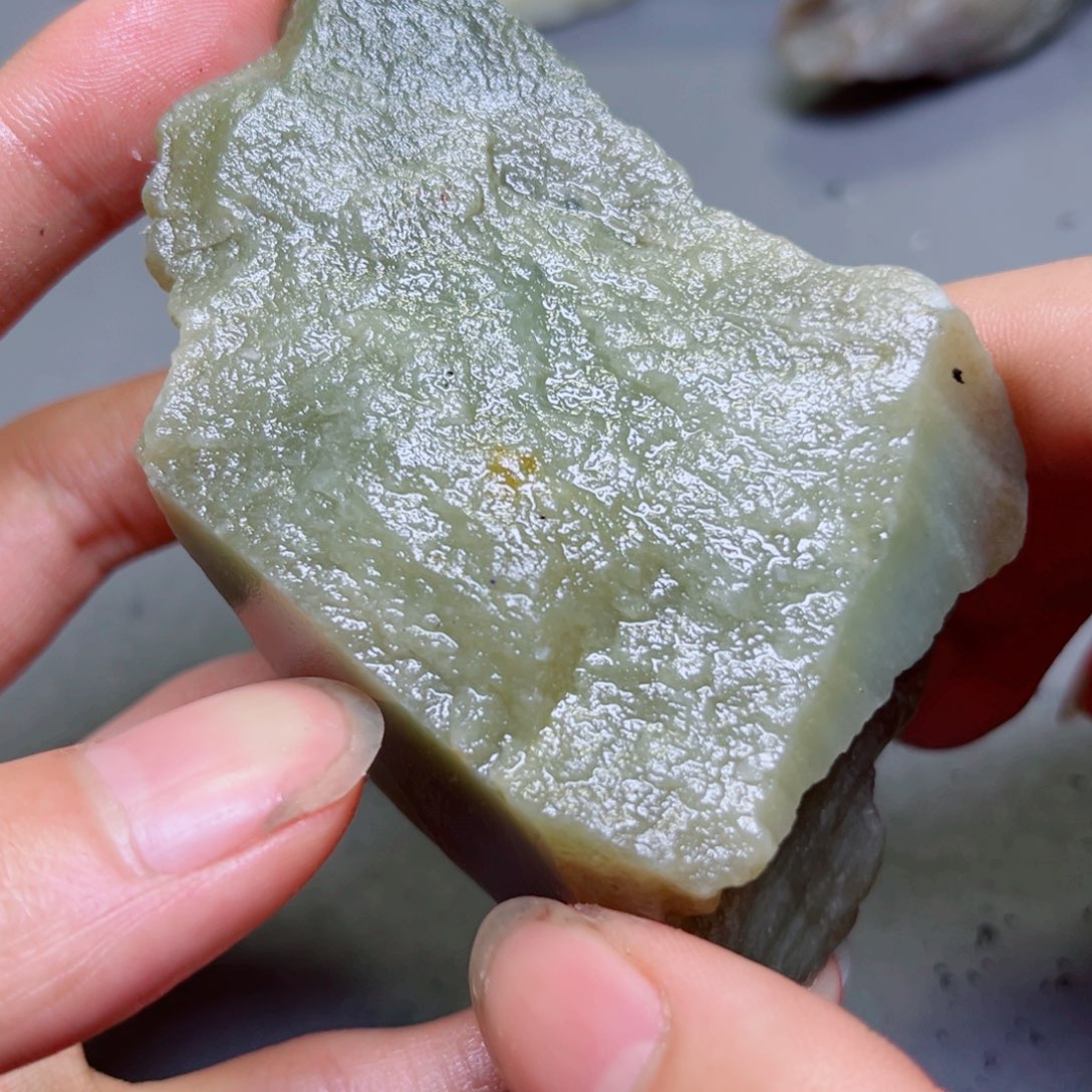 和田玉未镶嵌珠宝奇石