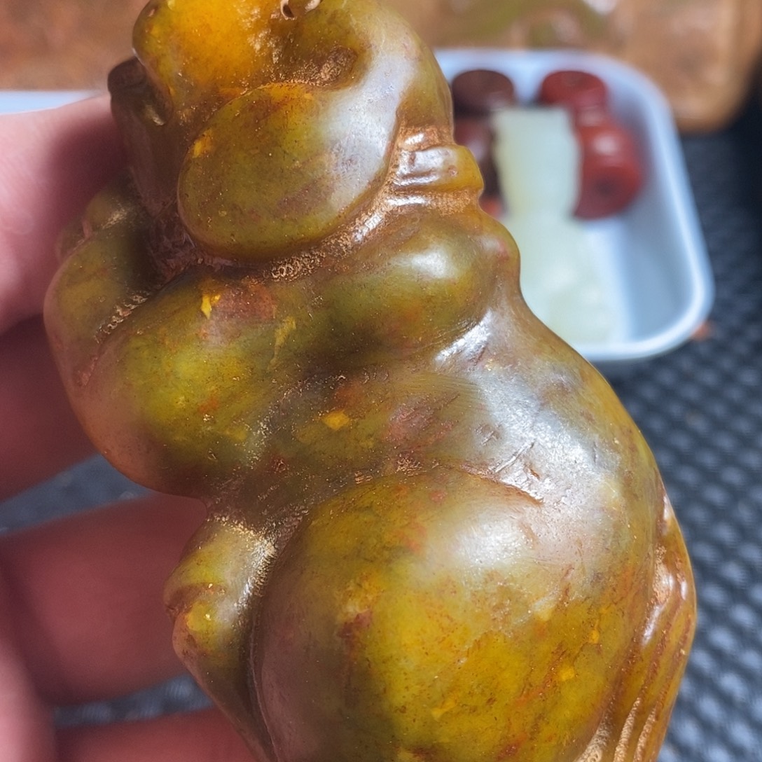 岫玉未镶嵌珠宝奇石