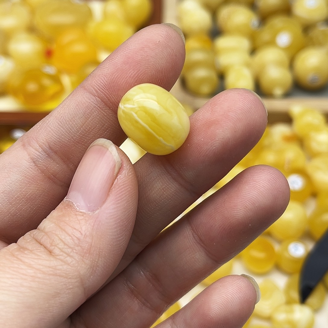 蜜蜡未镶嵌裸石天然