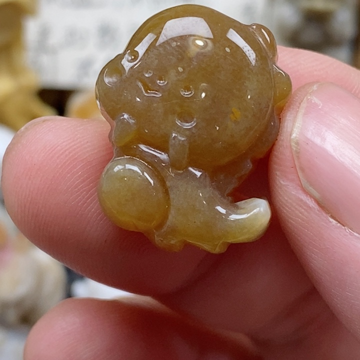 颈饰未镶嵌硅化珊瑚（珊瑚玉）小