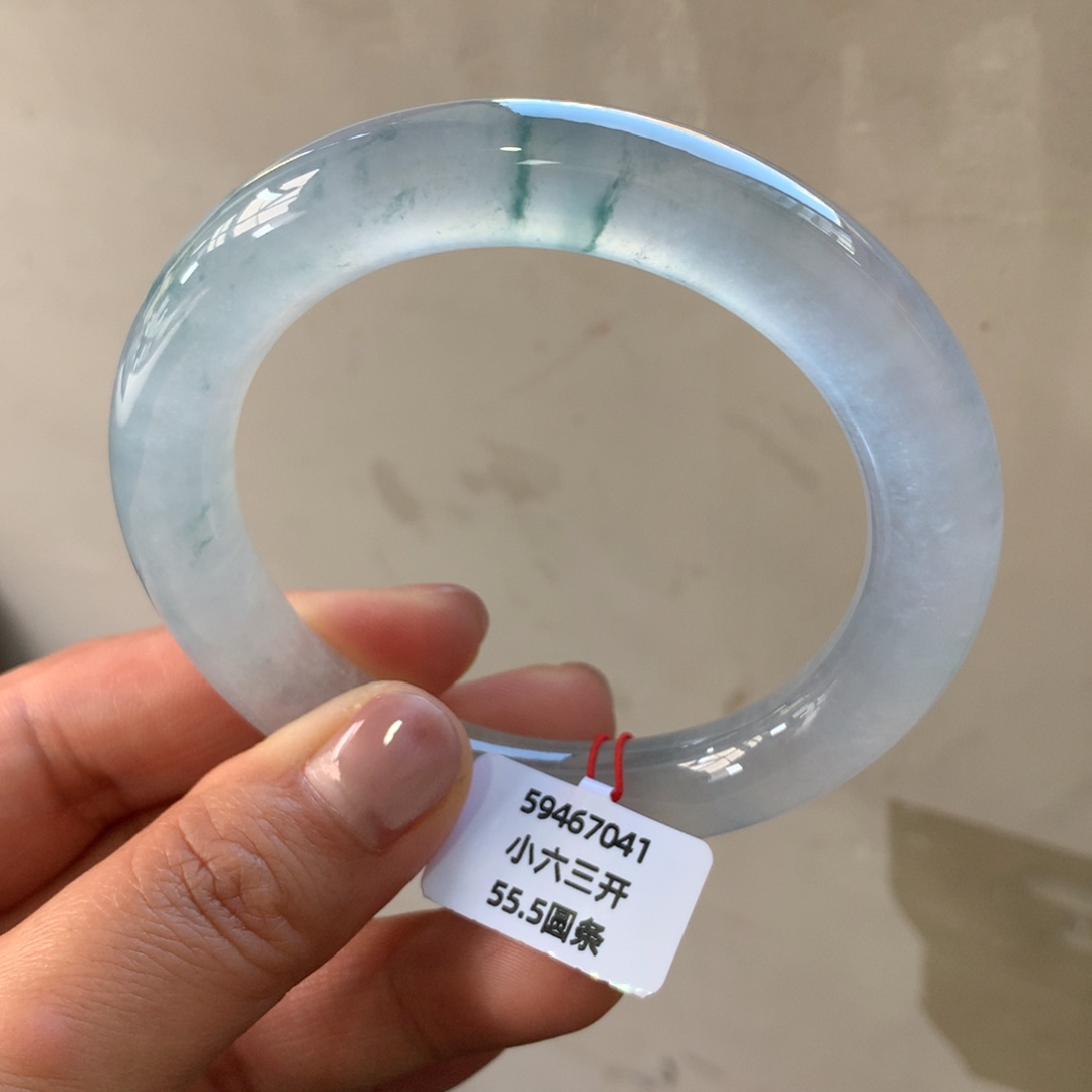 翡翠未镶嵌手镯高冰起钢光飘蓝花【后台询价】
