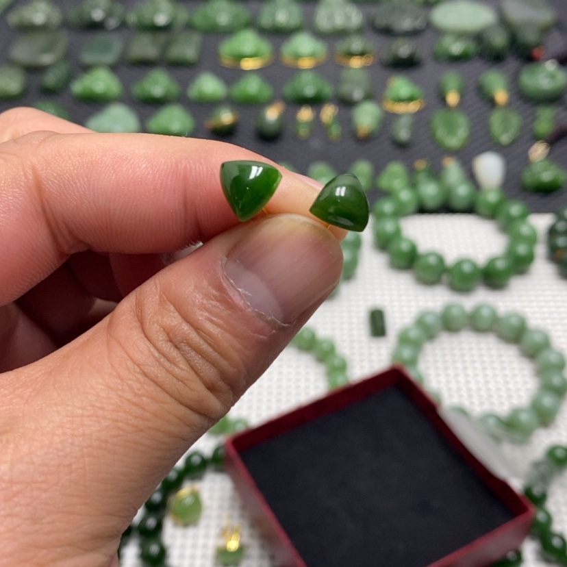 【闪购商品】和田玉（碧玉）耳饰银S925镶嵌