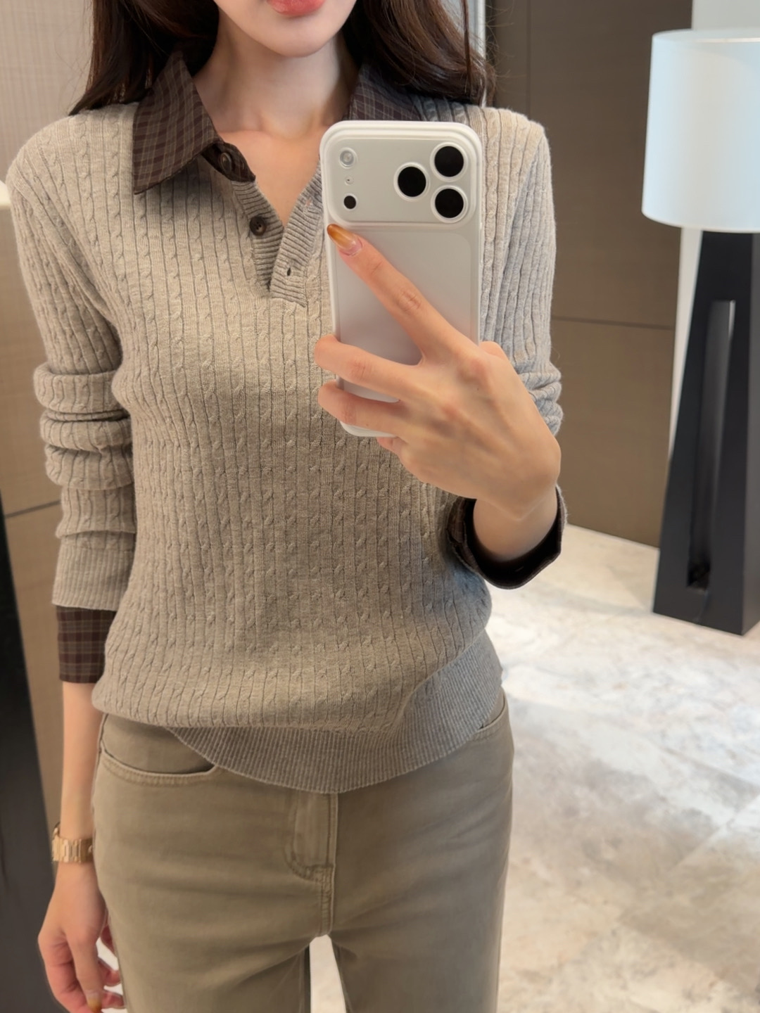 【拼接格子领羊绒麻花针织上衣】SY6416