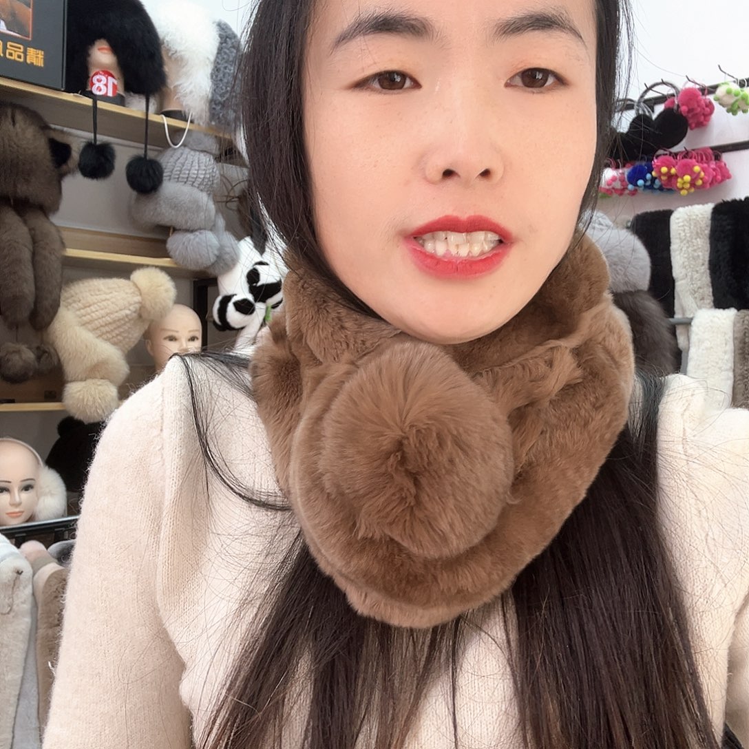 兔皮咖色花纹瑕疵围巾