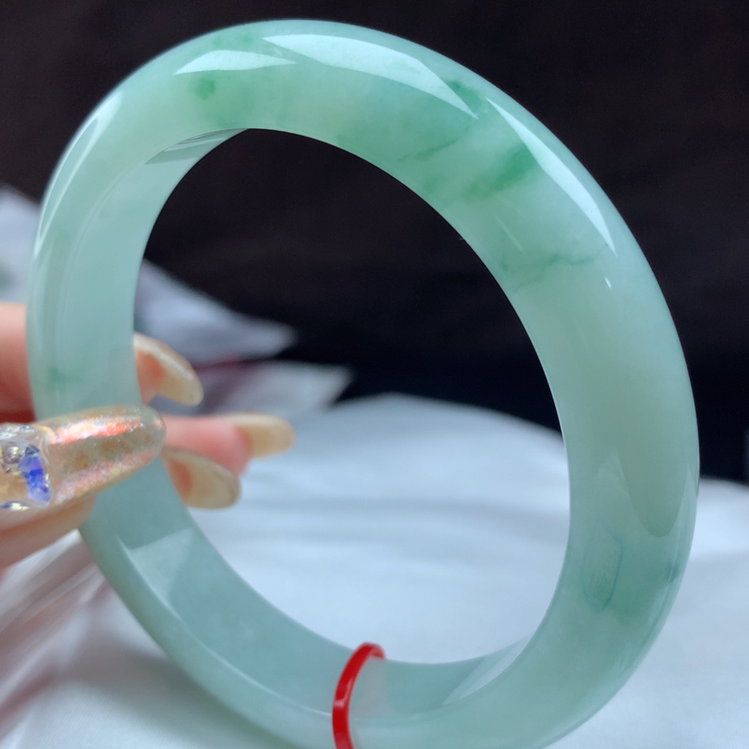 翡翠手镯未镶嵌23352，