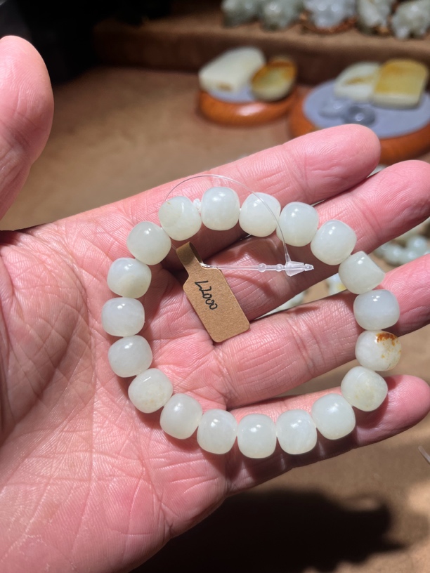 传统新疆和田玉老型手串