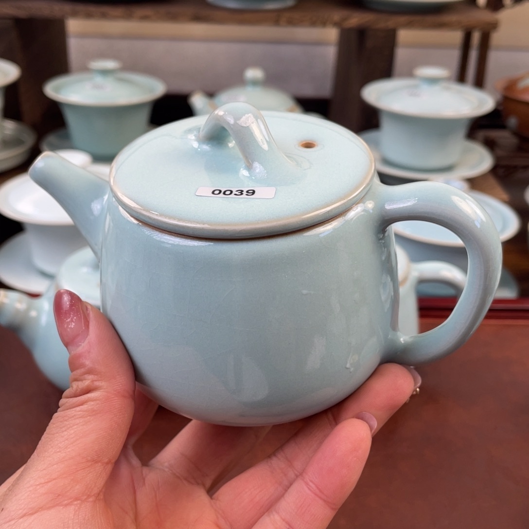 欢**乐微瑕0039……………………m