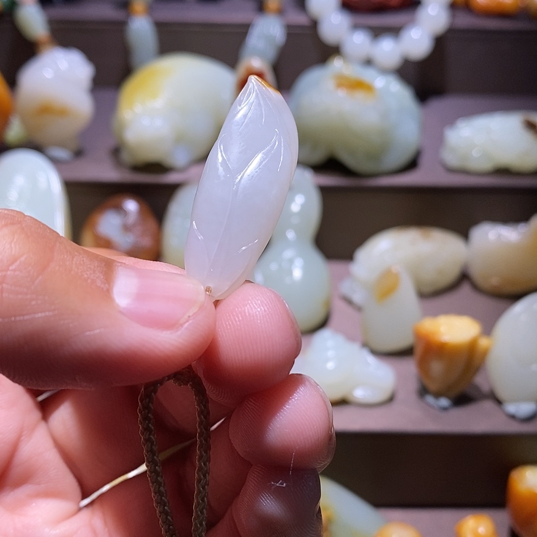 和田玉未镶嵌包链