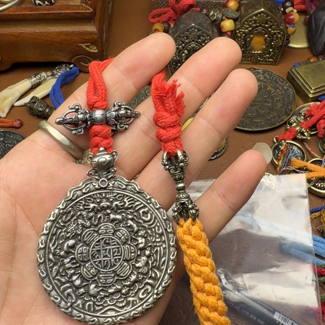 西*藏式风格九宫八卦牌